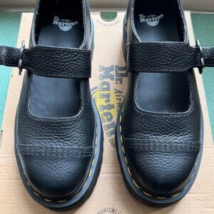 Dr. Martens Addina Flower Buckle Leather Platform Mary Jane Shoes Size 8/39